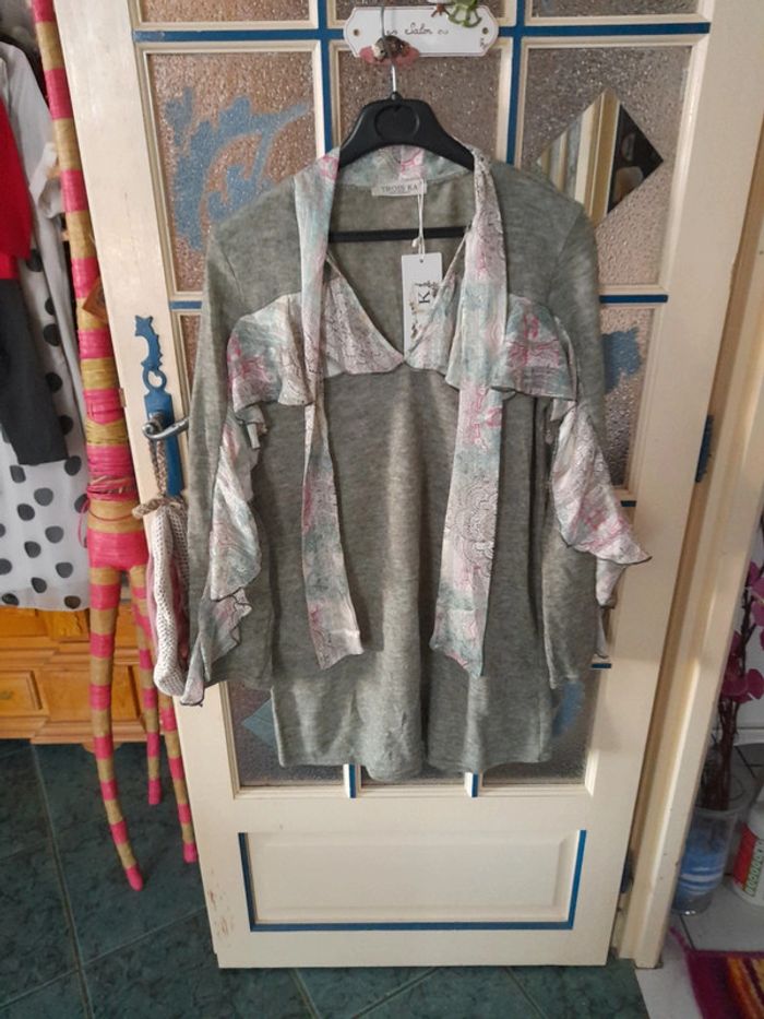 Tunique neuve trois ka