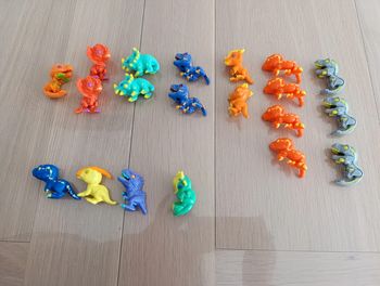 Lot dinosaures Kinder Joy