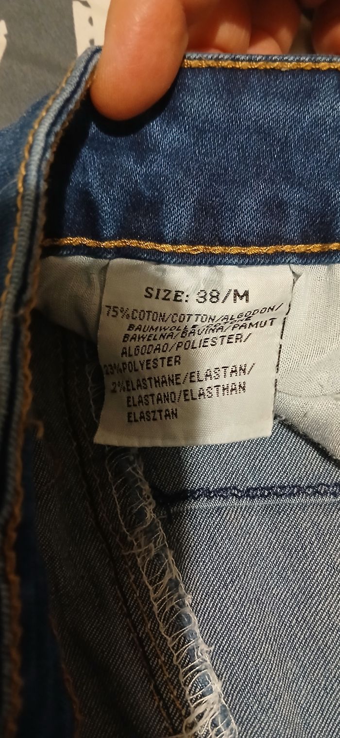 Jeans troué taille 38 - photo numéro 5
