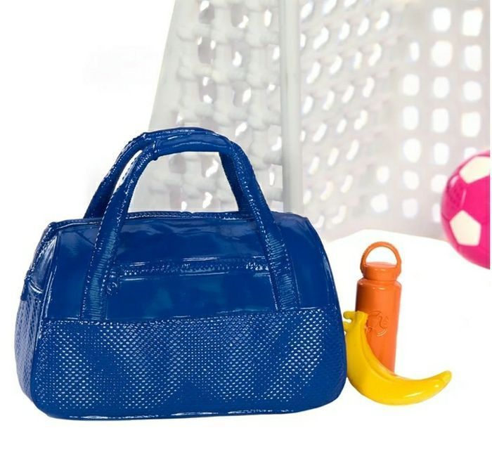 BARBIE FOOTBALLEUSE COFFRET 2 POUPEES ET 15 ACCESSOIRES - photo numéro 5