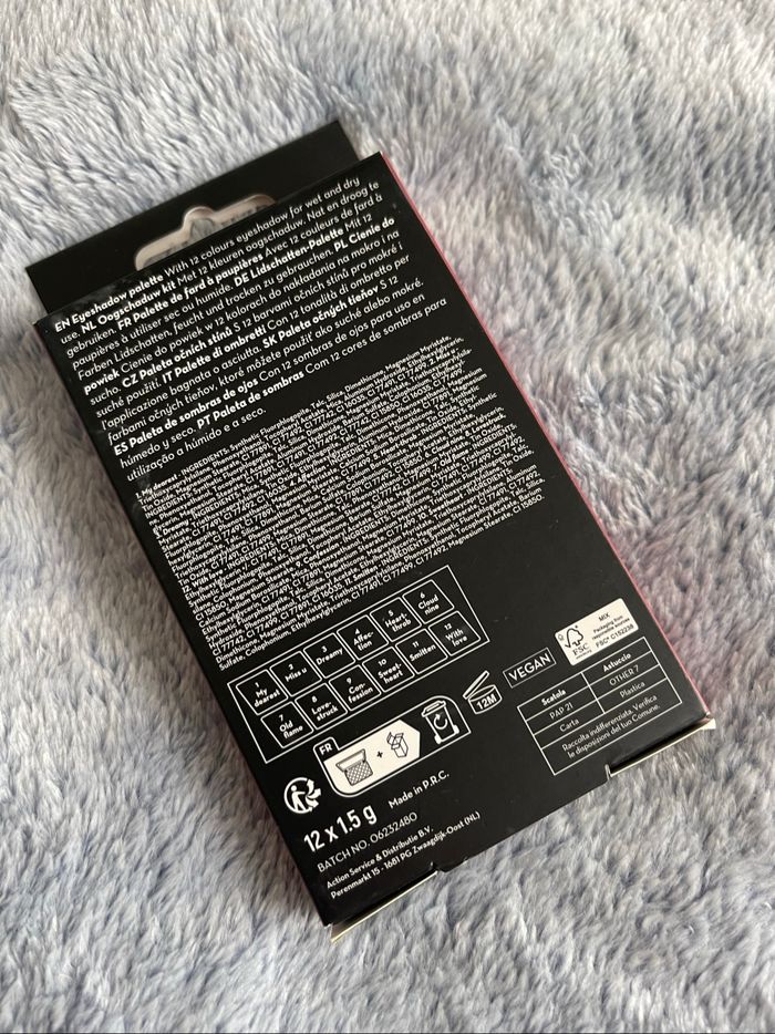 Palette d’ombres à paupières matt & mettalic max & more - photo numéro 3