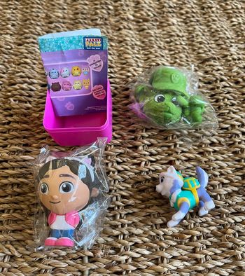 Lot 2 puzzles Palz + 1 jouet Kinder Pat'Patrouille