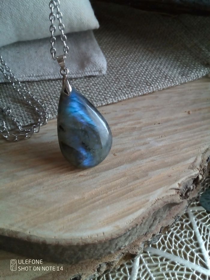Collier pierre de labradorite à flash bleu intense - photo numéro 3