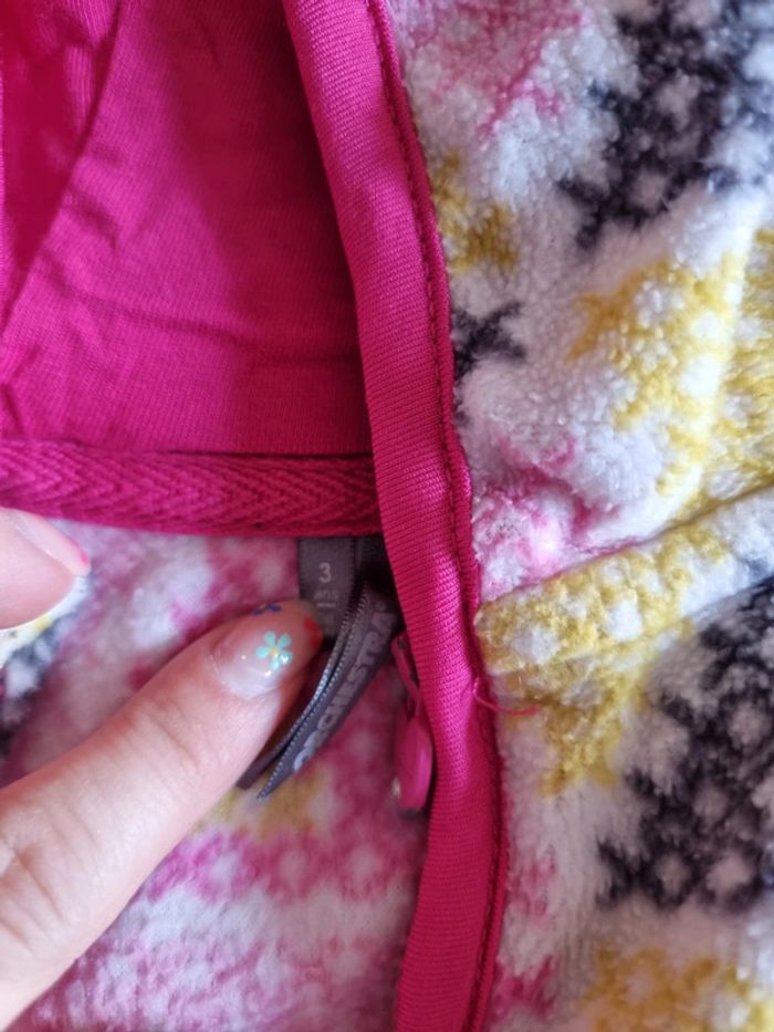 1 polaire et 1 gilet 3 ans - photo numéro 3