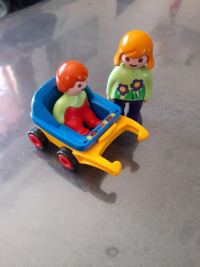 Playmobil 1 2 3 - Maman et bébé en poussette - 6749