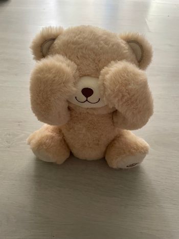 Peluche coucou cacher 