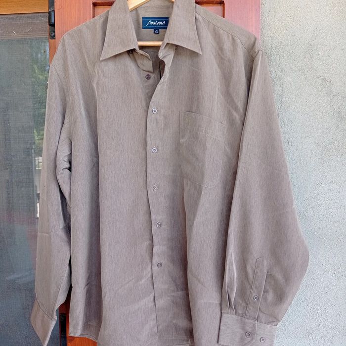Chemise kaki - photo numéro 3