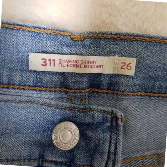Jean Levi's 311 Shaping Skinny W26 L30 Bleu - photo numéro 9