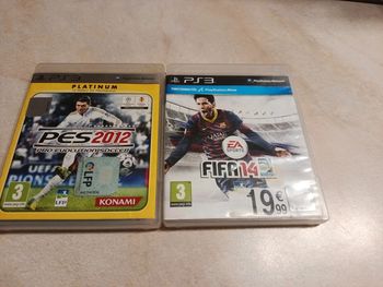 2 jeux PES et FIFA pour ps3