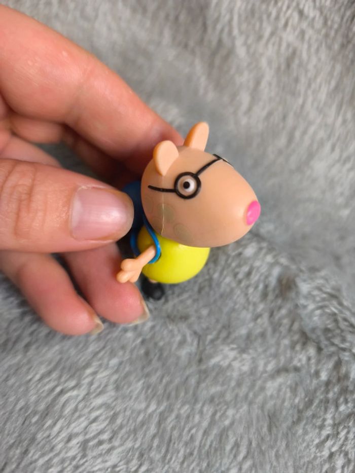 Figurine Peppa pig - photo numéro 2