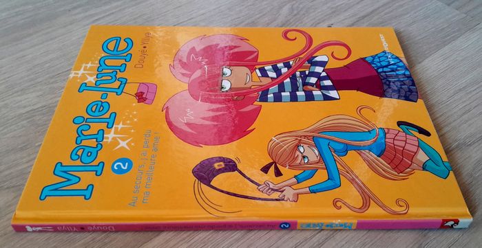 BD Marie-Lune tome 2 au secours, j'ai perdu ma meilleure amie - photo numéro 2