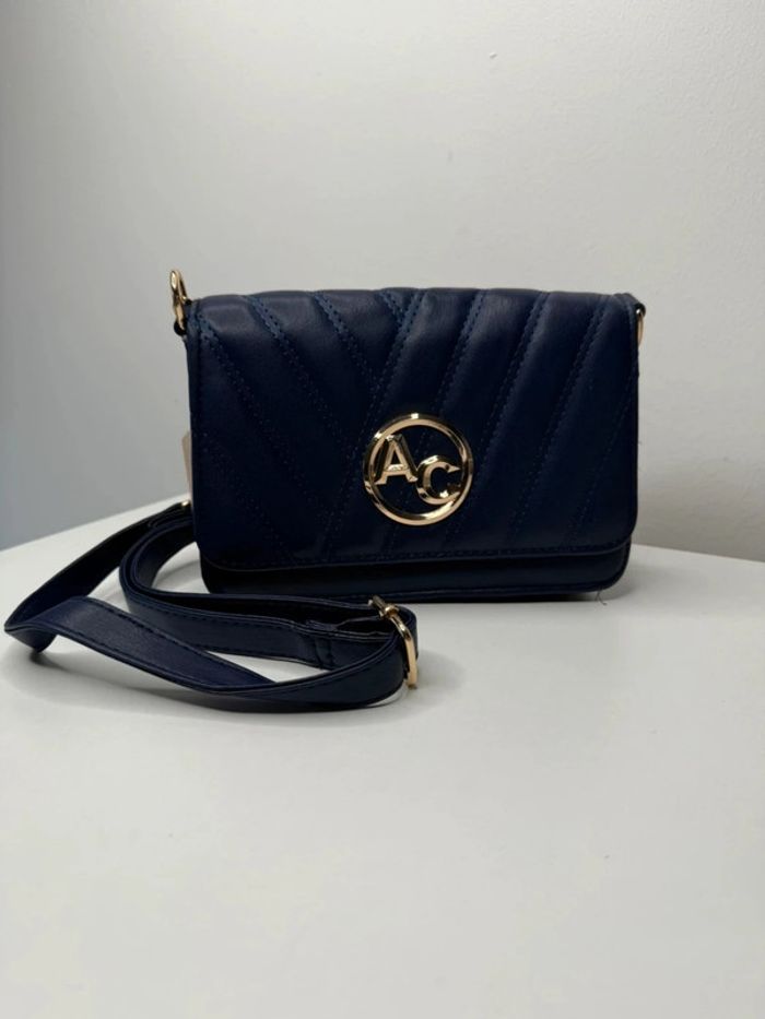 🦋 Magnifique sac a Bandoulière American College / bleu Marine 🦋