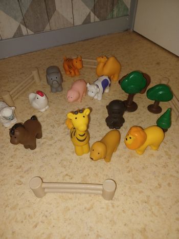 Lot d'animaux en plastique mou