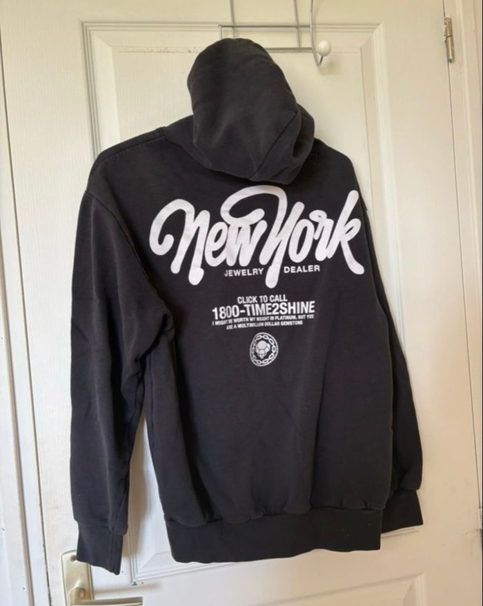 Pull noir - photo numéro 2