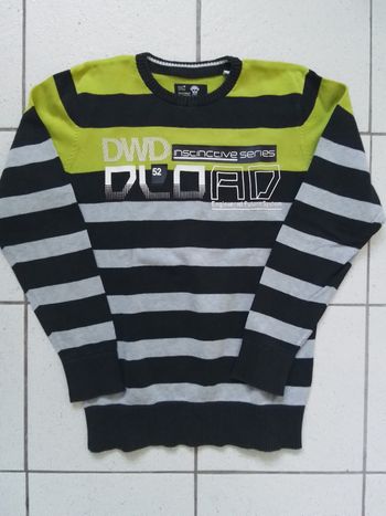 Pull en coton. Col rond. 9/10ans