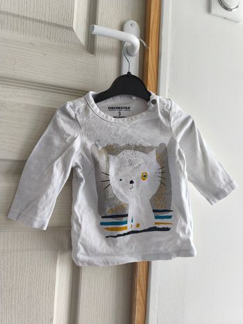 T-shirt