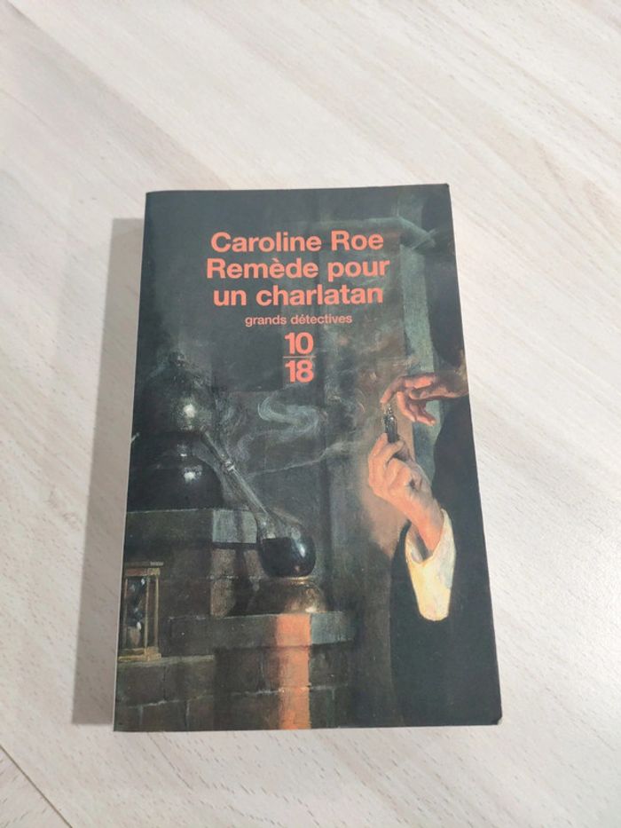 Livre poche 10/18 remède pour un charlatan Roe grands détectives