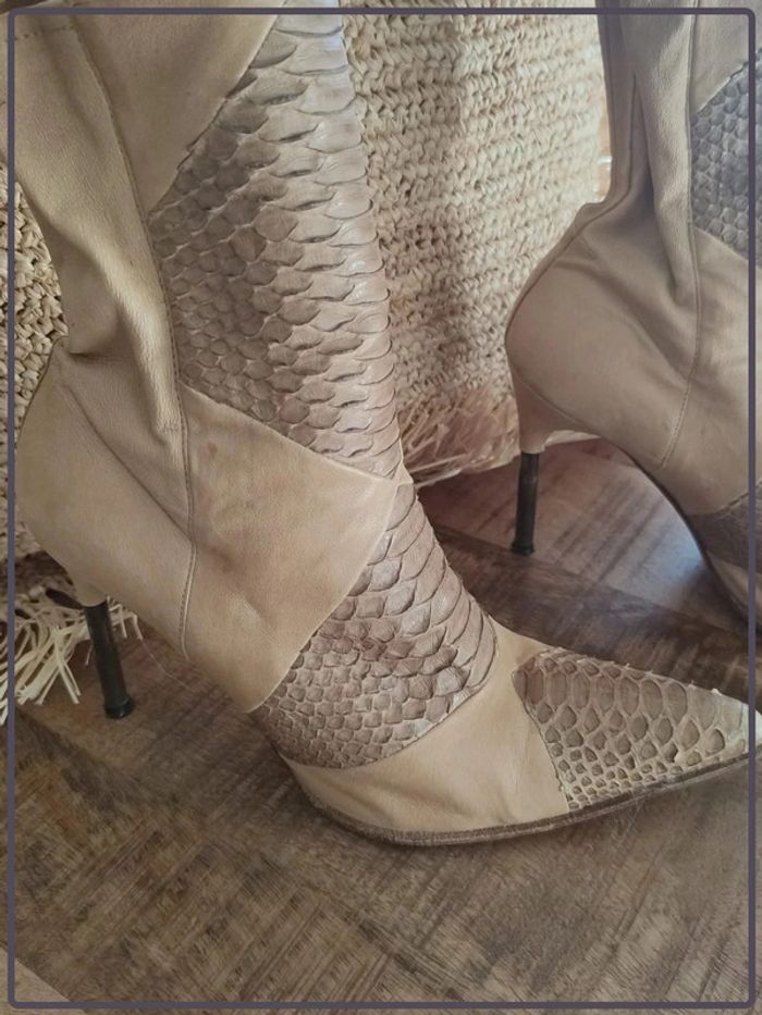 Bottines tout cuir de marque Plein Sud bon état pointure 39 - photo numéro 2