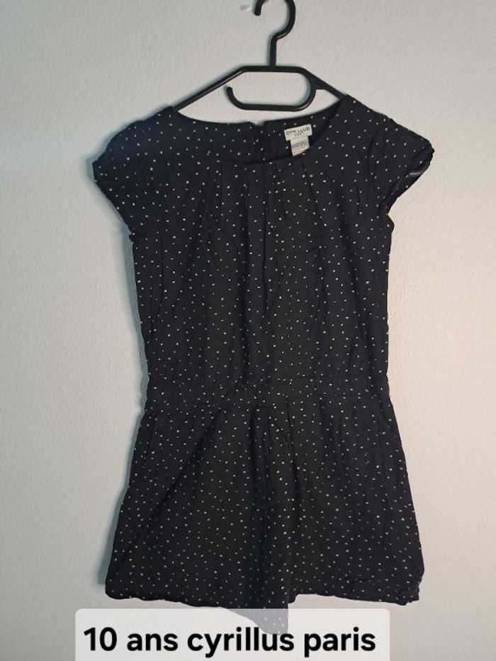Robe cyrillus