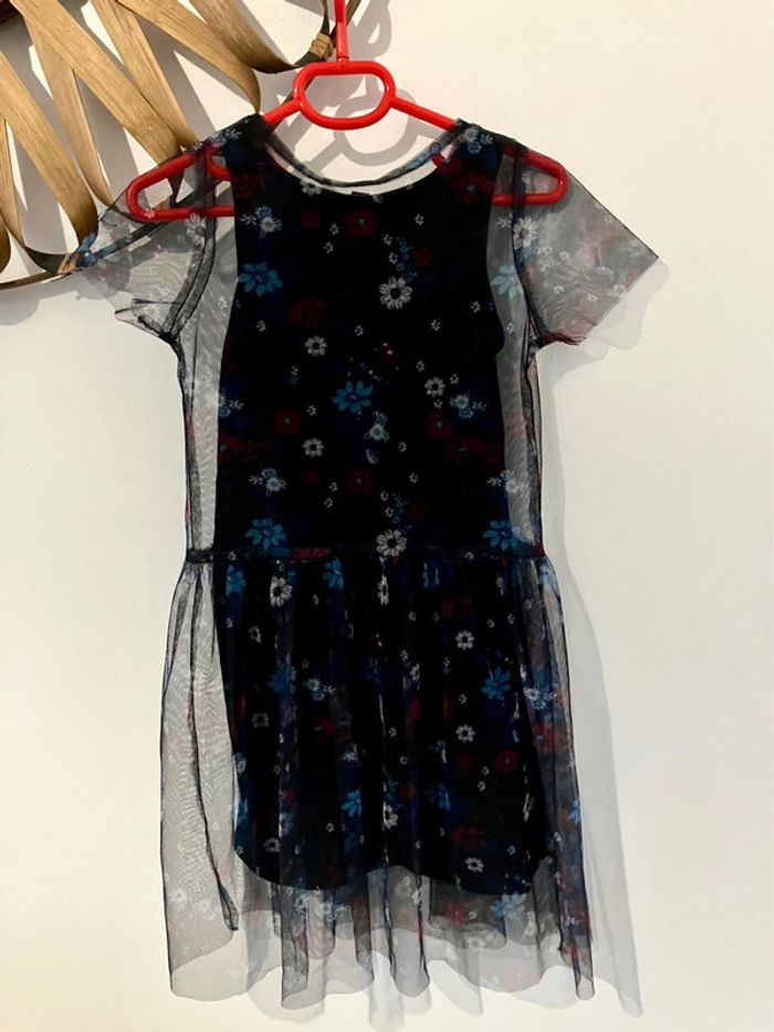 Robe noir et tulle fleuri taille 6 ans Kiabi - photo numéro 5