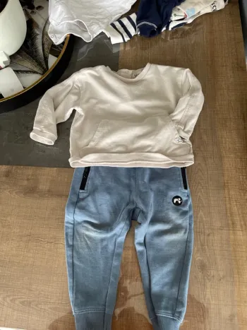 Ensemble jogging Little cigogne