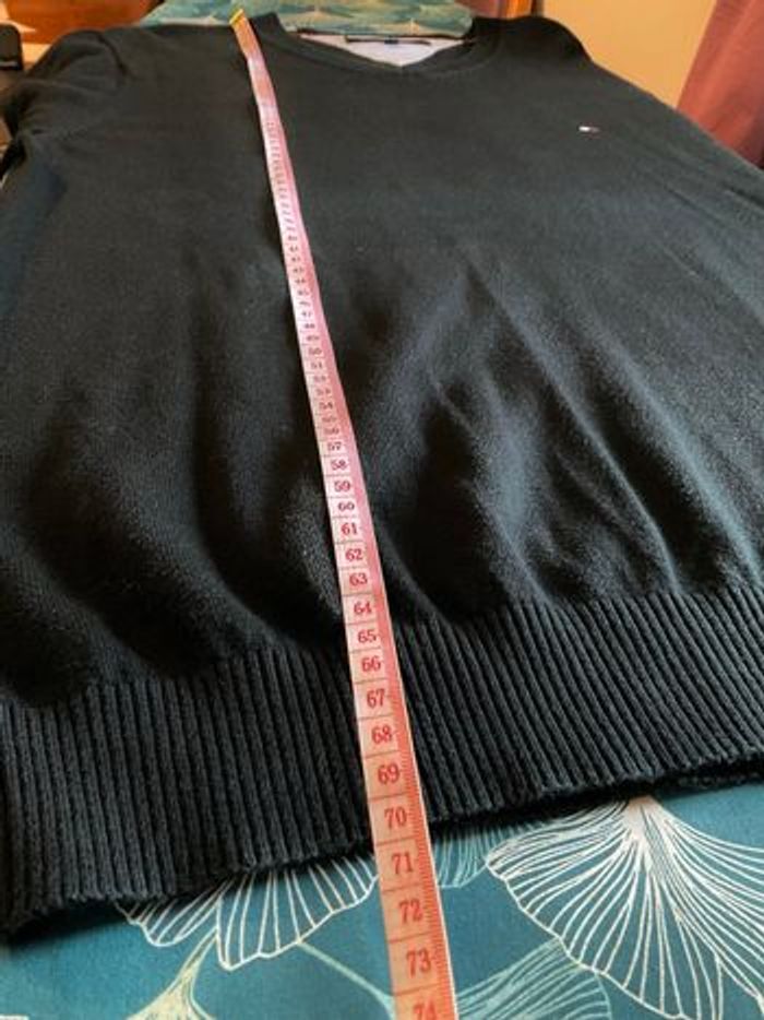 Pull col V noir pour homme Tommy Hilfiger taille M 596 - photo numéro 7