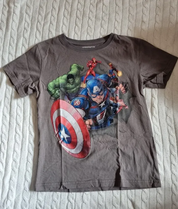 T-shirt marvel