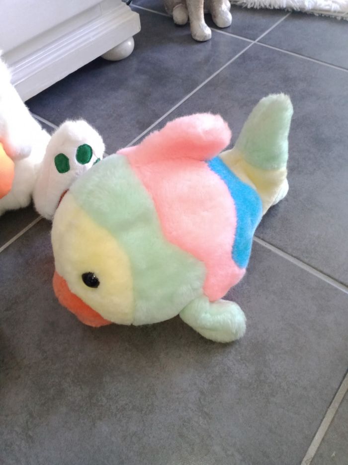 Peluche poisson 🐟 de 30 cm