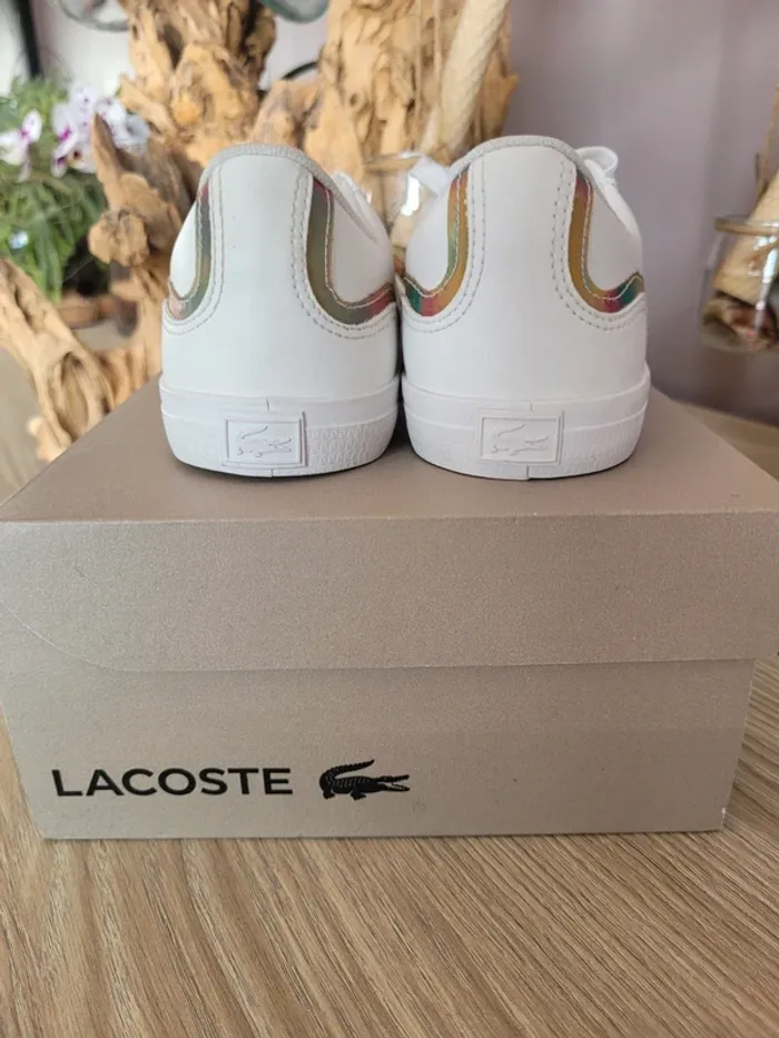 Baskets lacoste pointure 30 neuves. - photo numéro 3
