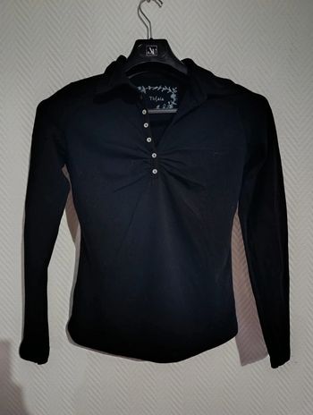 Haut noir col V taille 38/40