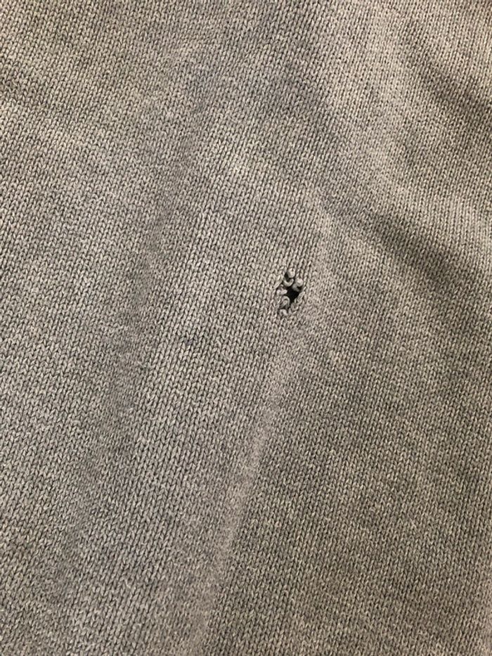 Gilets (un avec trou) - photo numéro 5