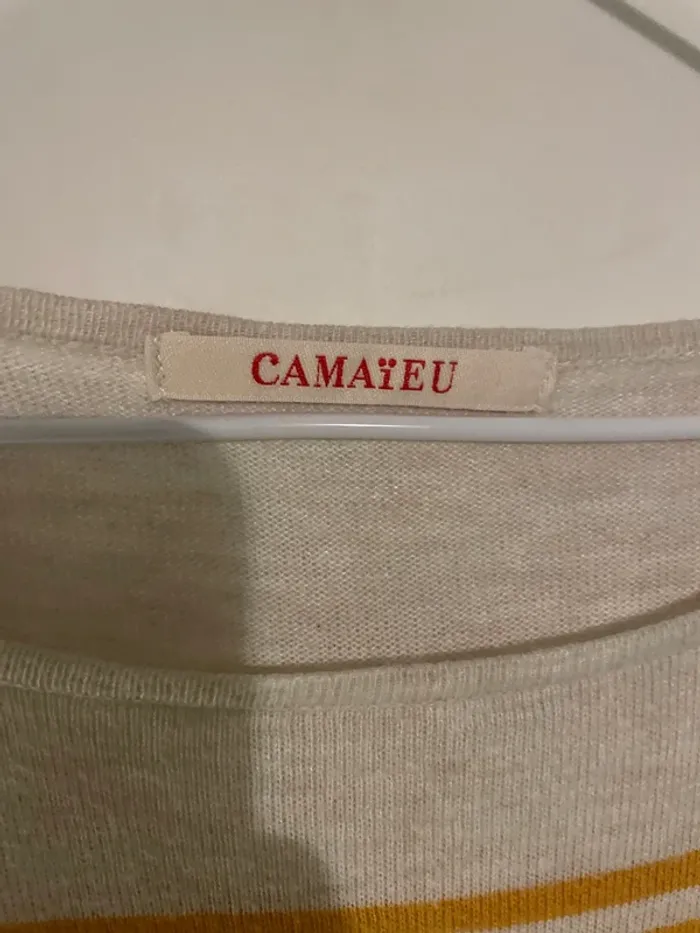 Jolie pull de marque Camaïeu taille 36-S en très bon état - photo numéro 3