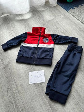 Ensemble garçon PSG, taille 12 mois.