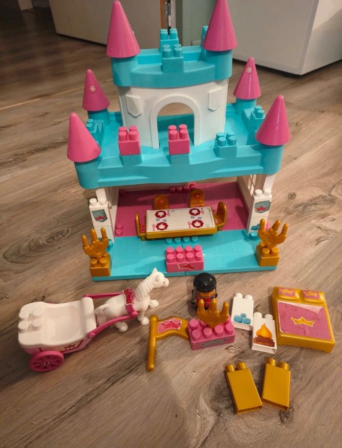 Piece pour  château princesse  lego
