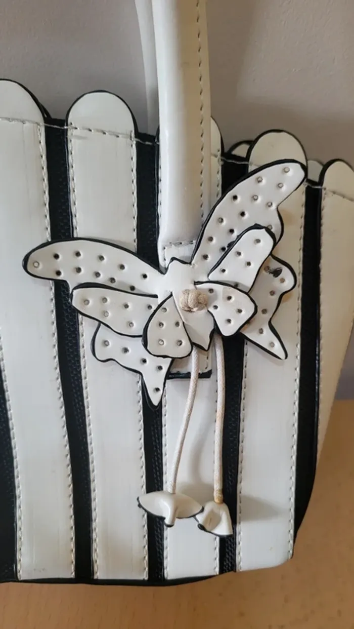 Sac à main noir et blanc - photo numéro 2