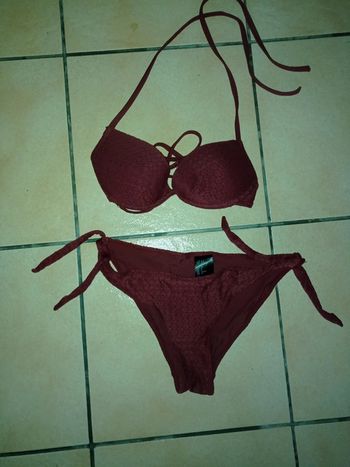 Maillot de bain bordeaux