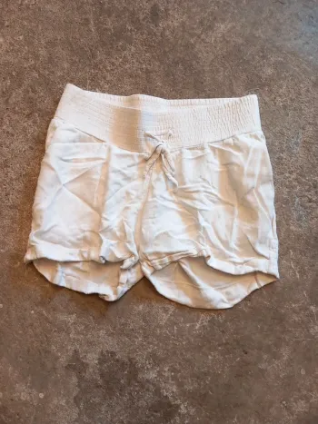 🍓 Short blanc coton lin T40 Kiabi