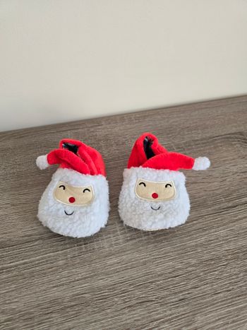 Vêtement Bébé Mixte - Pantoufle Père Noël - Taille 19