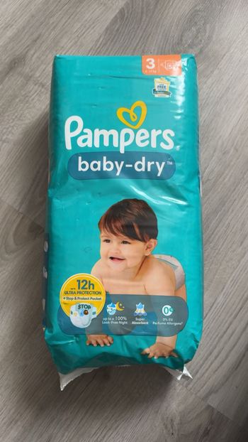 Couche Pampers baby dry taille 3