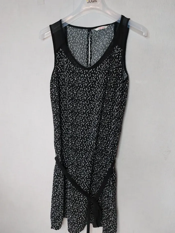 Robe fluide noir, blanc "Camaïeu"