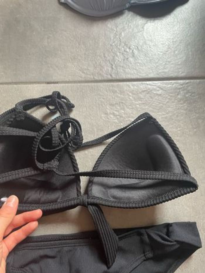 Maillot de bain noir - photo numéro 2