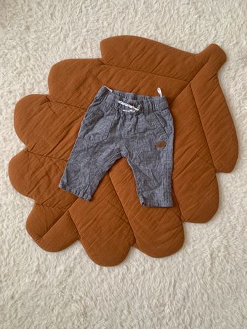 Pantalon matière légère 3 mois