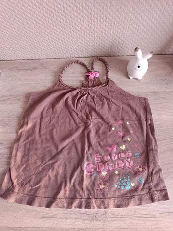 Débardeur 6 ans excellent état