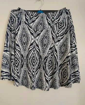 Jolie jupe fluide taille 1