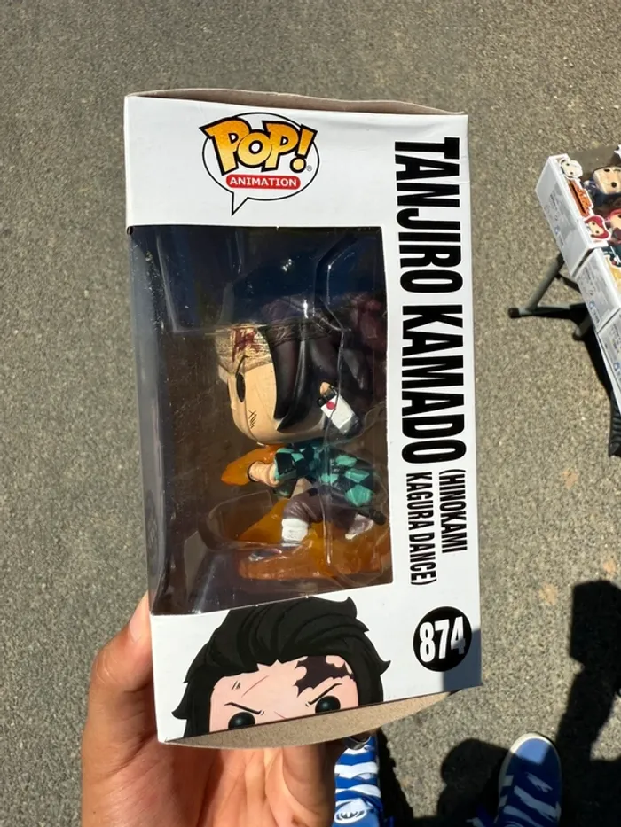 Funko Pop Tanjiro Kamado 874 Glow Chase - Demon Slayer - photo numéro 3