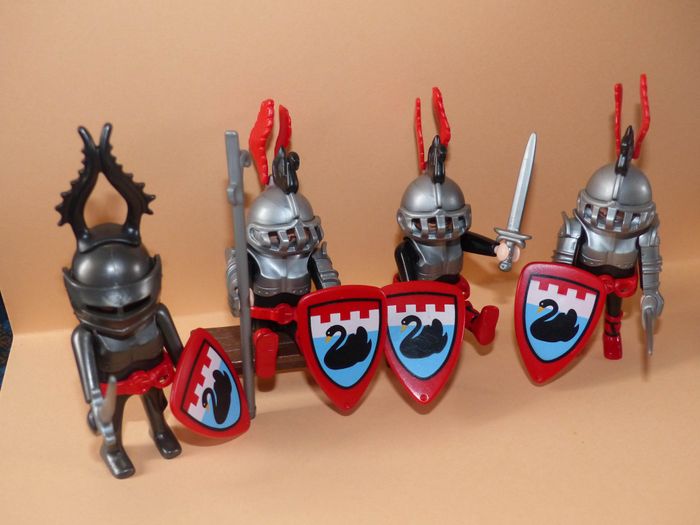 Lot playmobil chevaliers du cygne noirs - photo numéro 2