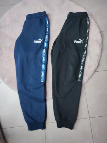 Lot de 2 pantalons de jogging puma taille 13/14 ans 