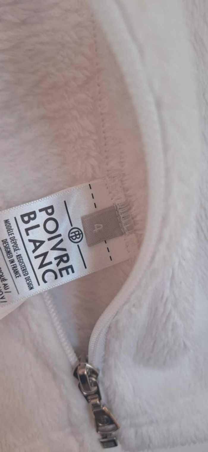 Sous-tenue 2 pièces de ski en polaire blanc – Poivre Blanc – 4 ans – très bon état proche du neuf Valeur magasin 140€❄️ - photo numéro 10