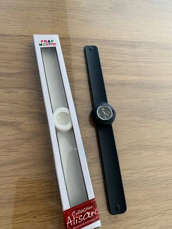 Bracelet montre pliable en caoutchouc