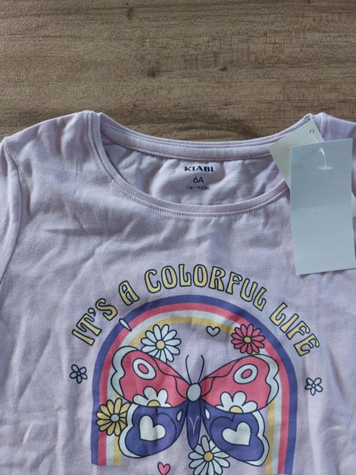 Tee-shirt fille 6 ans kiabi neuf - photo numéro 3